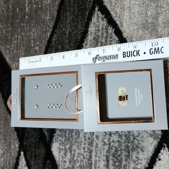 BELIEVE BY BRILLIANCE FINE SILVER PLATED CUBIC ZICONIA EARRINGS SIZE 7 R… - Picture 9 of 13